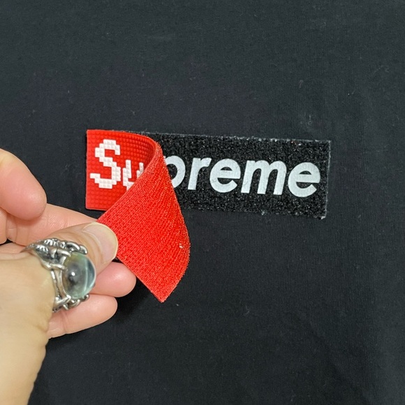 EUC Men’s Size Large Supreme Box Logo Peel-able Patch Cotton Tee In Black/Red - Picture 6 of 13